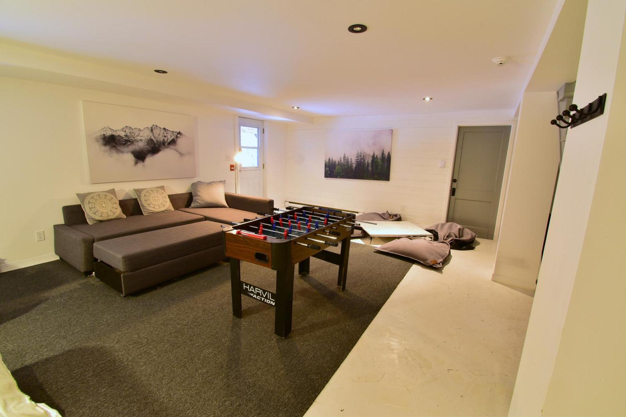 Le Partage Lodge: Destination Plein Air Et Sociale Val-Morin ภายนอก รูปภาพ